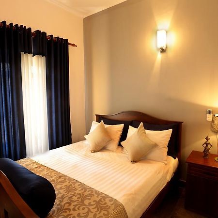 Mitrayu Villa Nugegoda Luaran gambar
